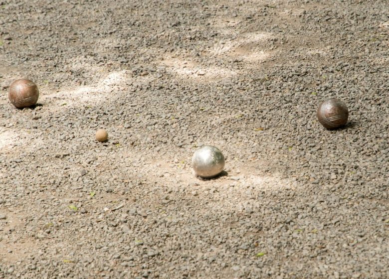 Concours de pétanque