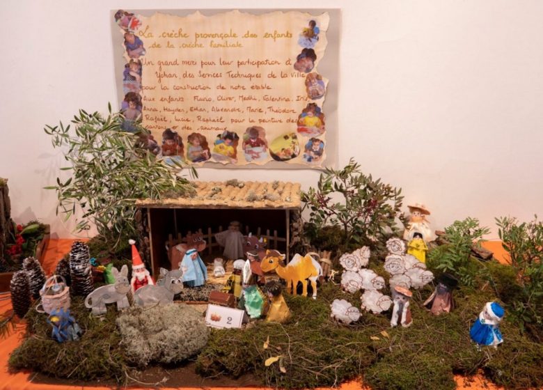 Exposition et concours de crèches