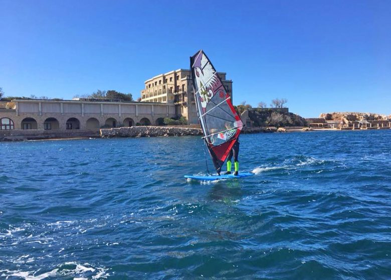 Plage Centrale  Bandol   Bandol  Tourisme